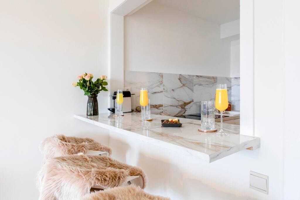 Luxury Leie View Apartment Ghent Exterior photo